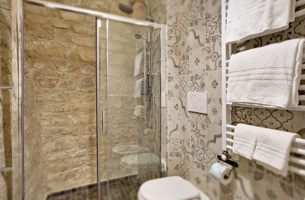 Sabbinirica Classic Double Room 11