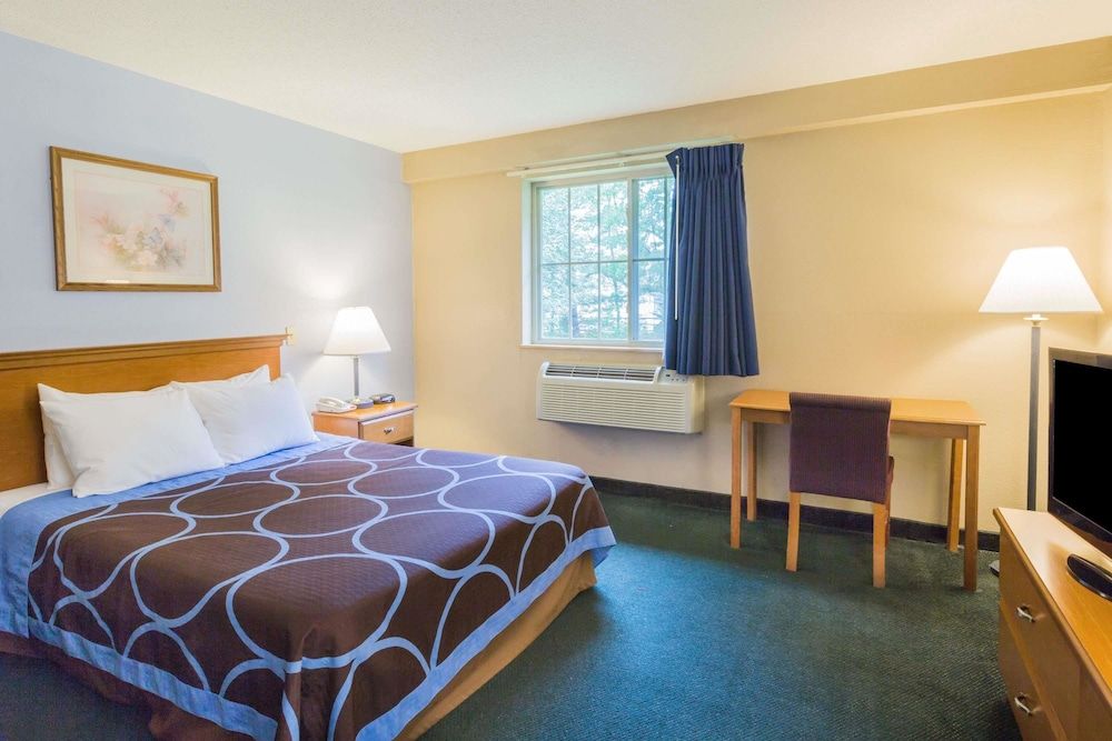 Room, 1 Queen Bed, Non Smoking (Pet Friendly)