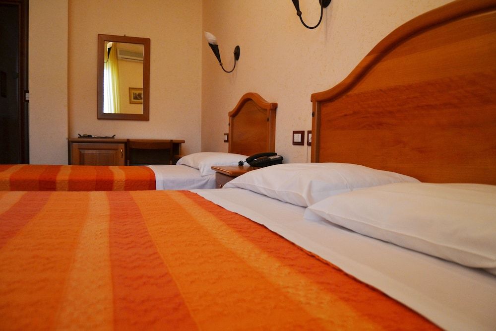 Ristorante Hotel Avvenire Triple Room 2