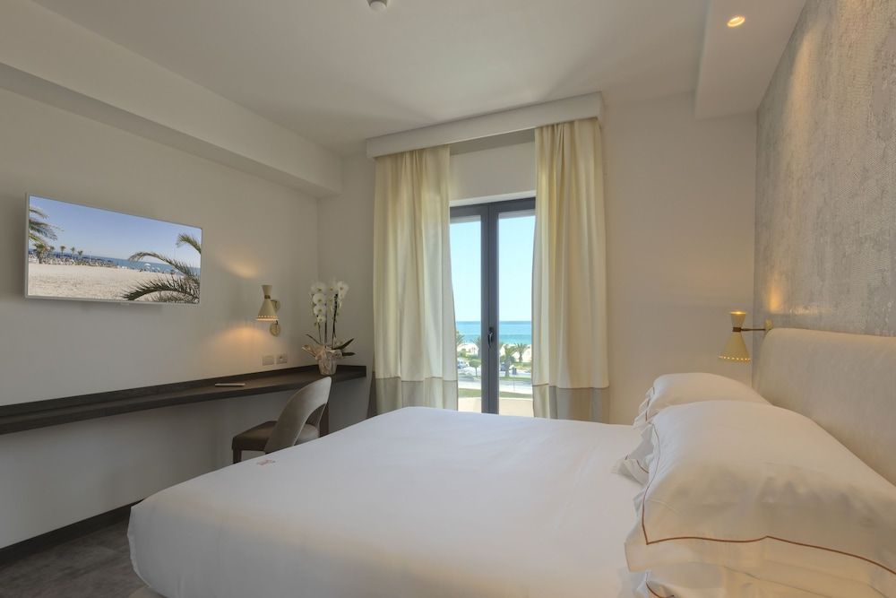 Ghibli Hotel Double or Twin Room, Non Smoking, City View