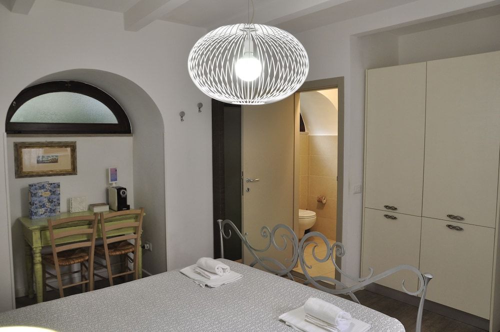 B&B Albornoz Double Room 6