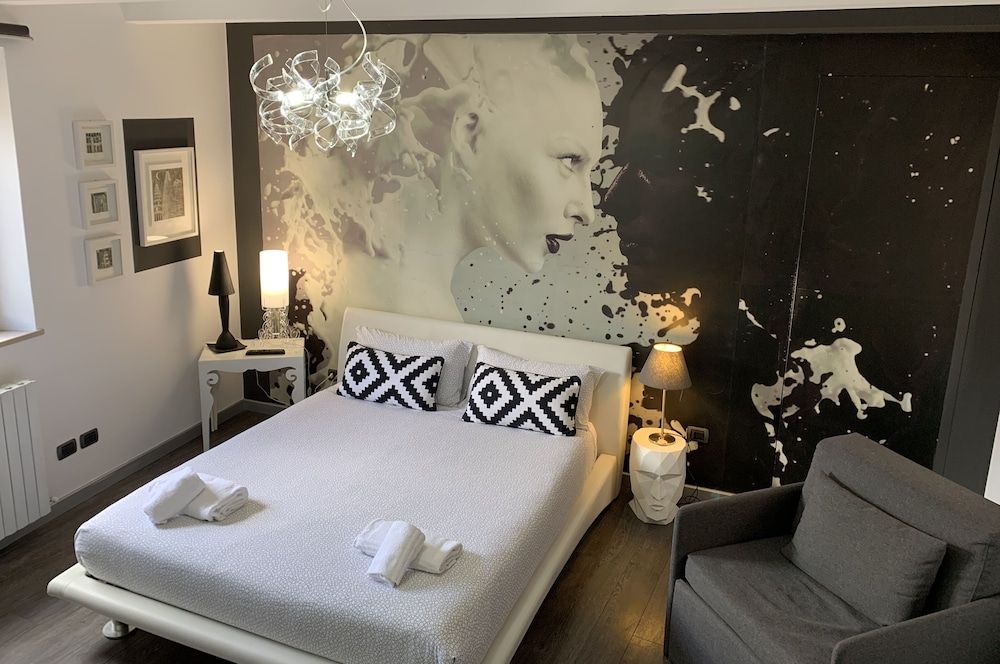 B&B Albornoz Triple Room, City View 4