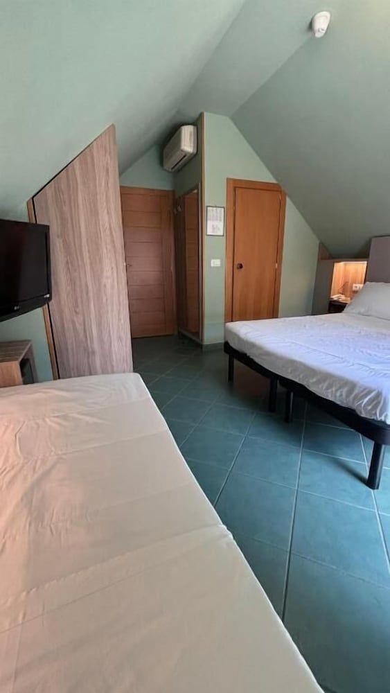 Attic Triple Room