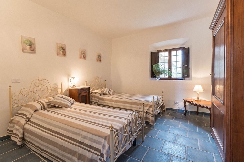 Family Apartment, 2 Bedrooms, Pool Access, Ground Floor