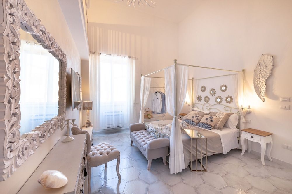 Romantic Quadruple Room