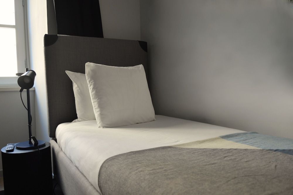 Economy Single Room