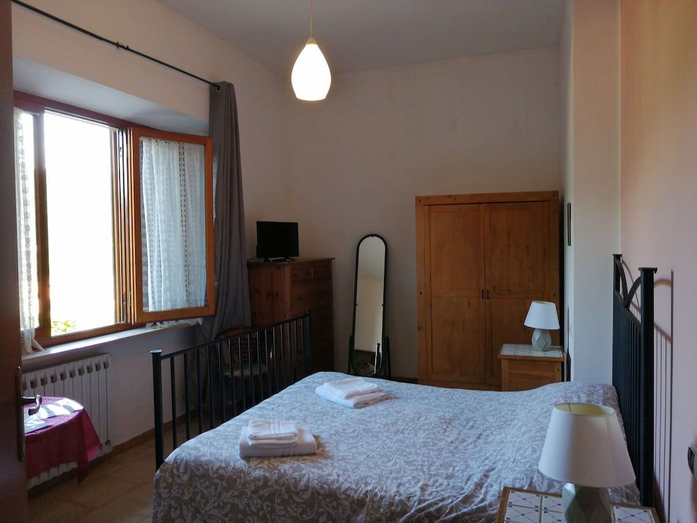 Residence La Mezzaluna Basic Double Room, Mountain View 3