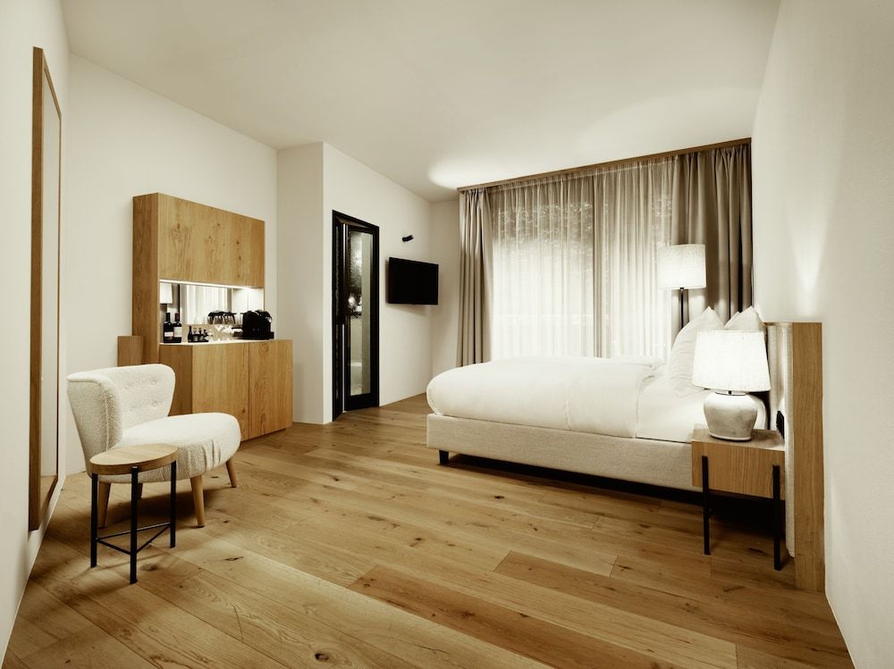 ADLER Historic Guesthouse The Pin room 2