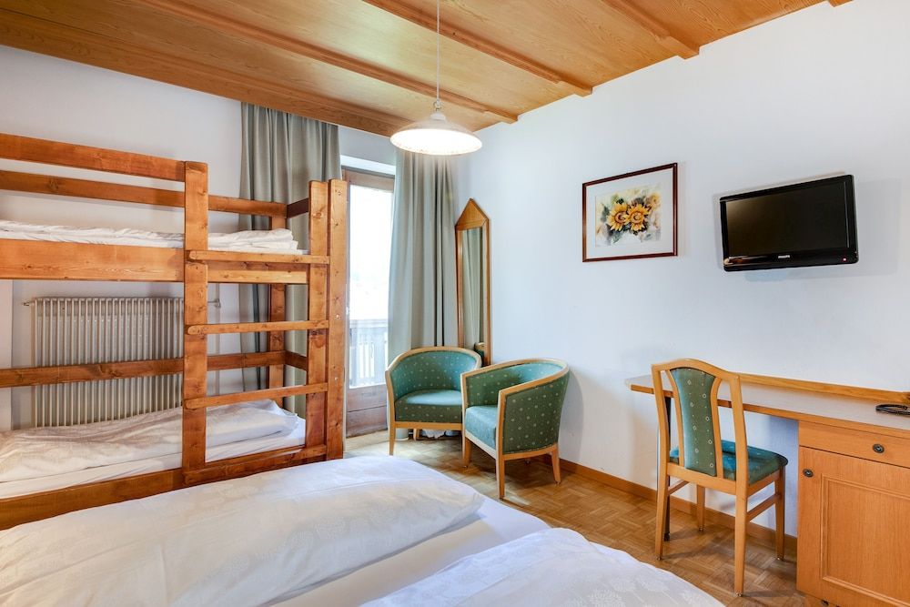Smy Koflerhof Dolomiti Family Quadruple Room 5