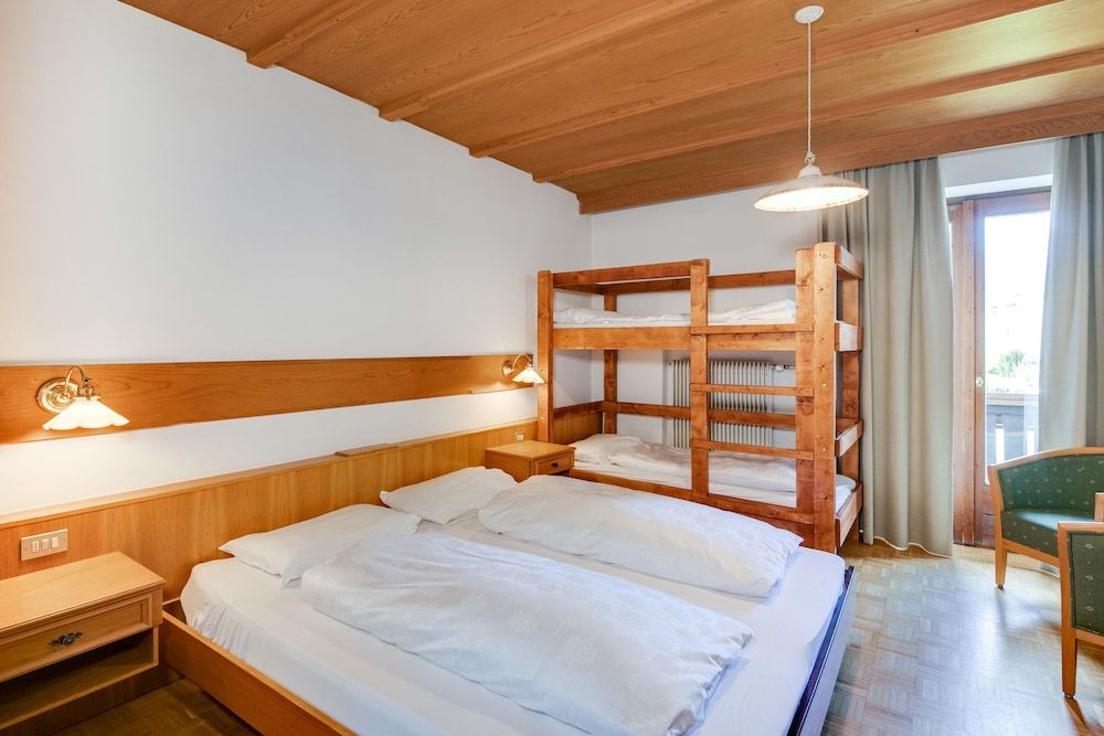 Smy Koflerhof Dolomiti Family Quadruple Room 3