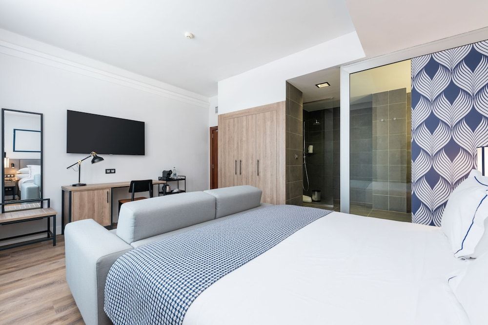 Hotel LIVVO Fataga Deluxe Double Room (1 Adult + 1 Child) 2