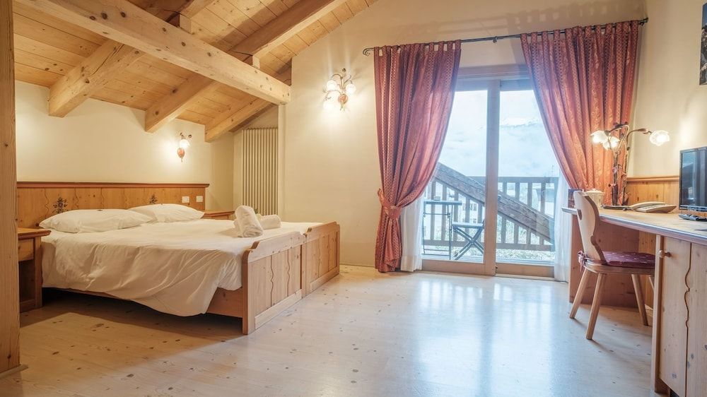 Triple Room with Balcony