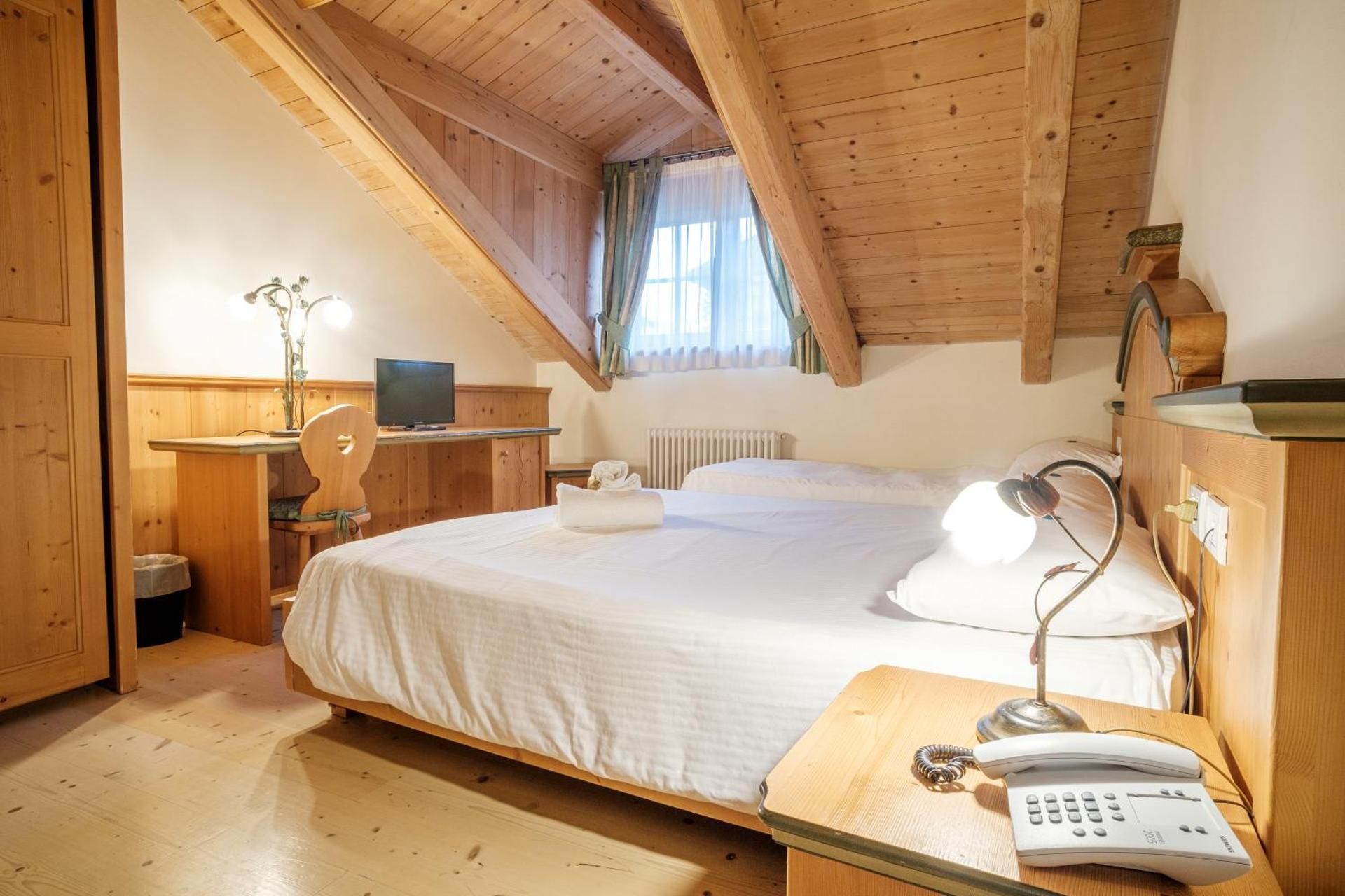 Basic Triple Room