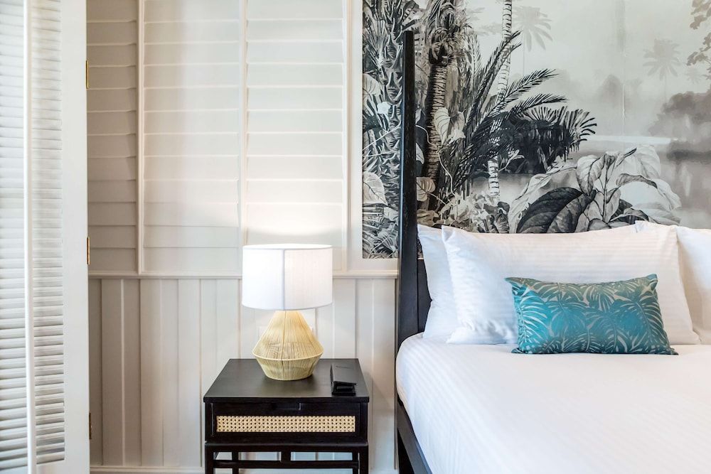 OUTRIGGER Koh Samui Beach Resort Superior Balcony, 1 King Bed 4