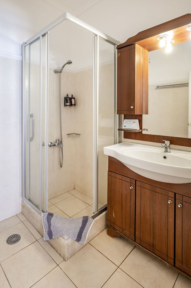 Smy Mediterranean White Santorini Standard Room 6