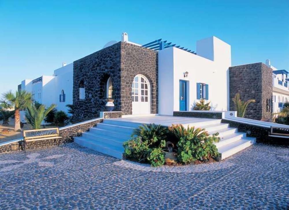 undefined Smy Mediterranean White Santorini 6