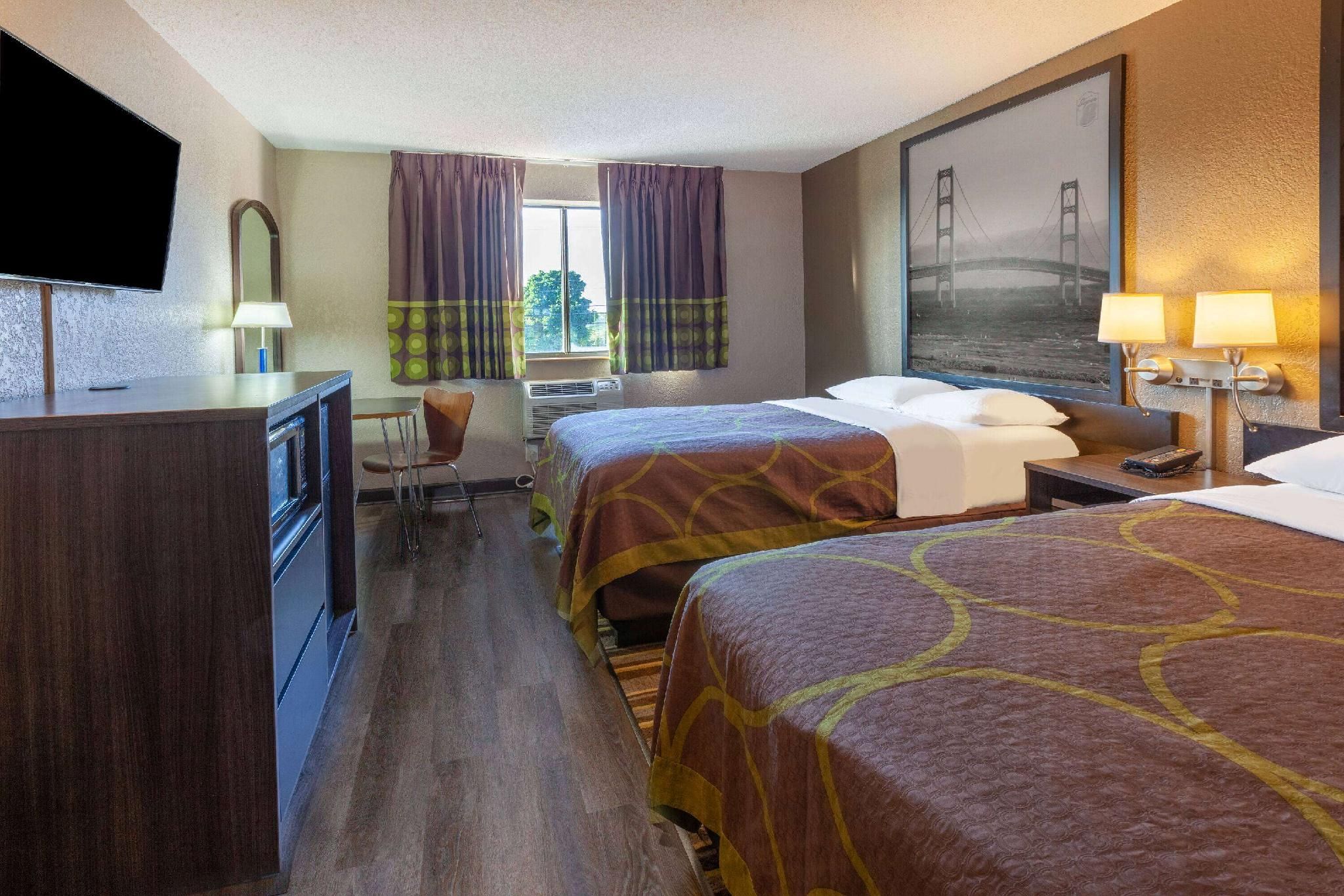 2 Double Beds Non-Smoking