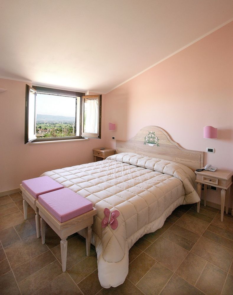 Panoramic Studio, Valley View