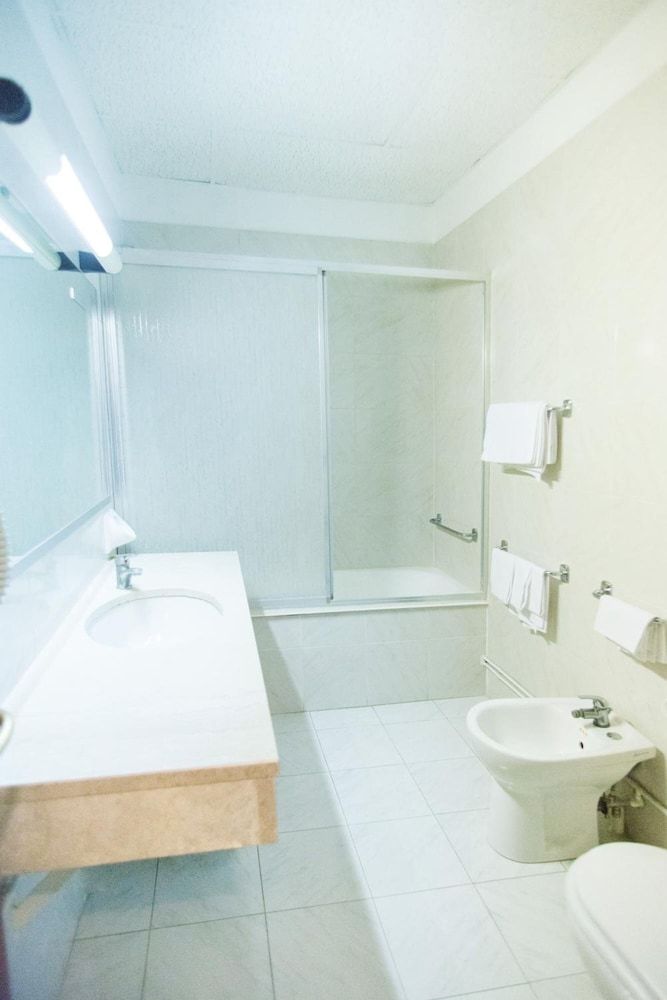 Europa Camera quadrupla 4