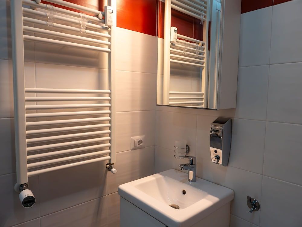 B&B Easy Deluxe Room, Private Bathroom 11