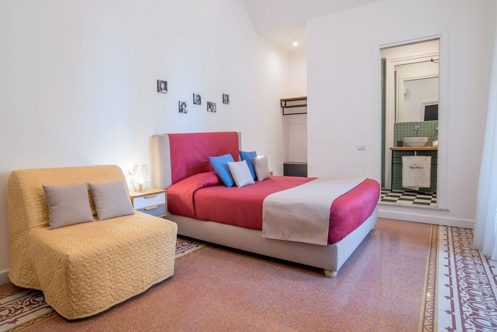 undefined Napoliamo Guest House 8