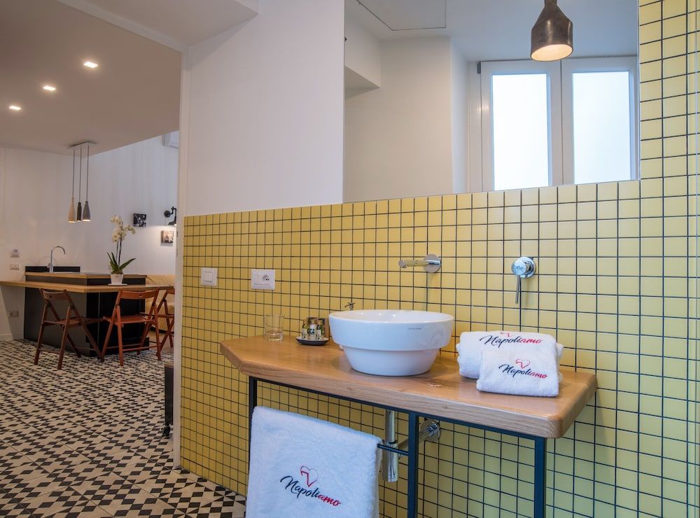 undefined Napoliamo Guest House 4