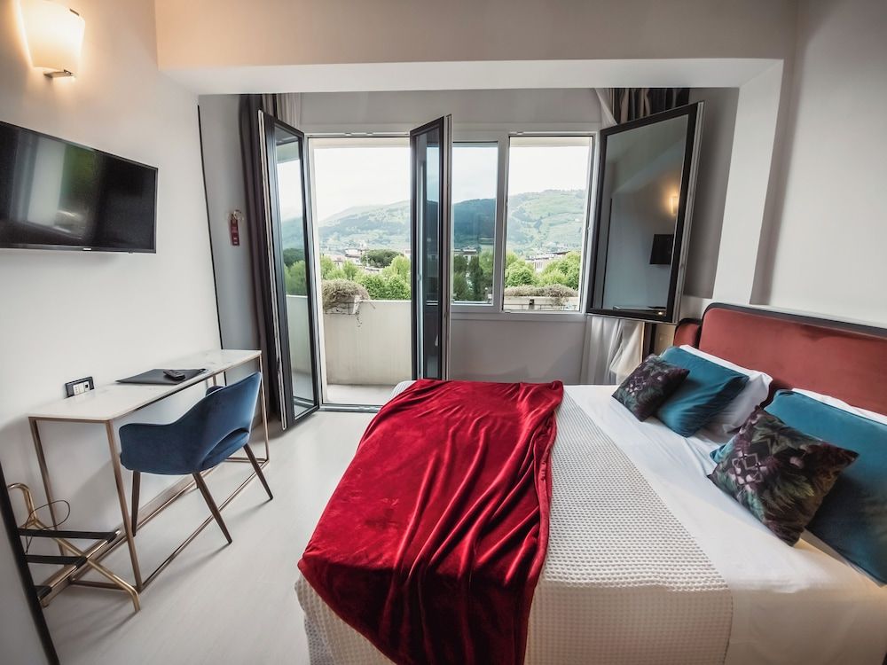 Art Hotel Milano Comfort Double or Twin Room 5