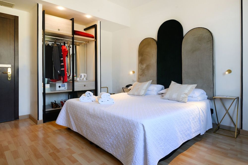 Art Hotel Milano Comfort Double or Twin Room 3