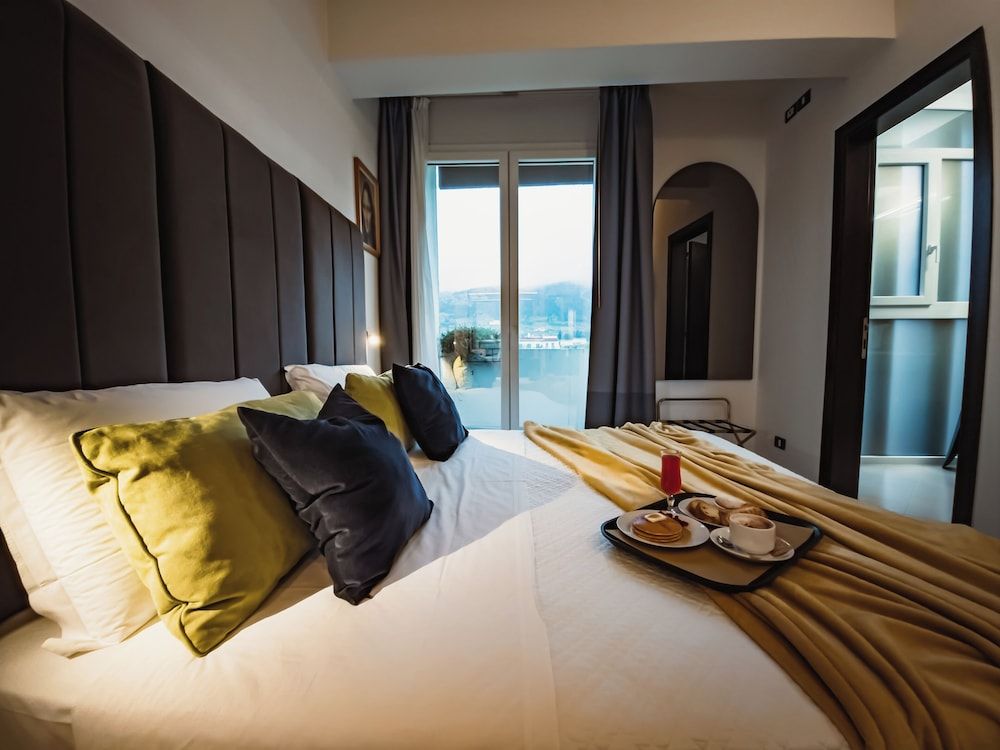 Art Hotel Milano Comfort Double or Twin Room 6