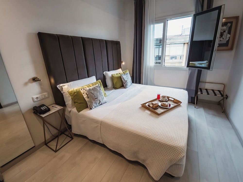 Art Hotel Milano Classic Double Room Single Use 2