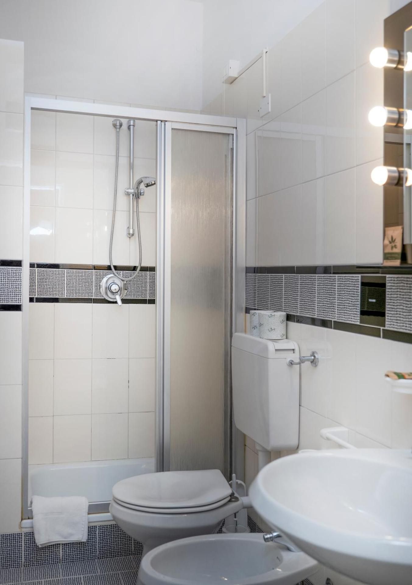 Economy Double or Twin Room
