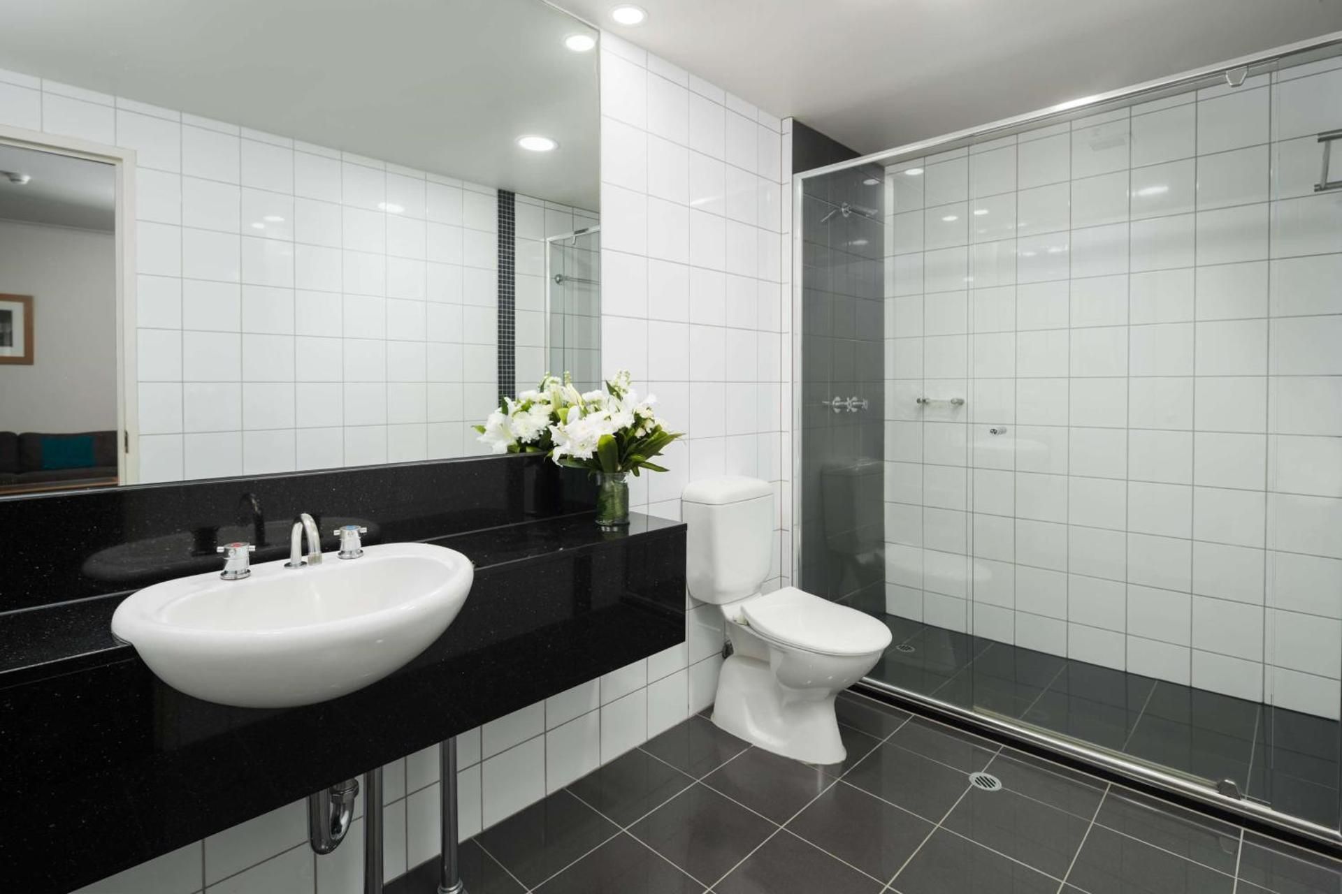 Rydges Darwin Central Studio Queen 2