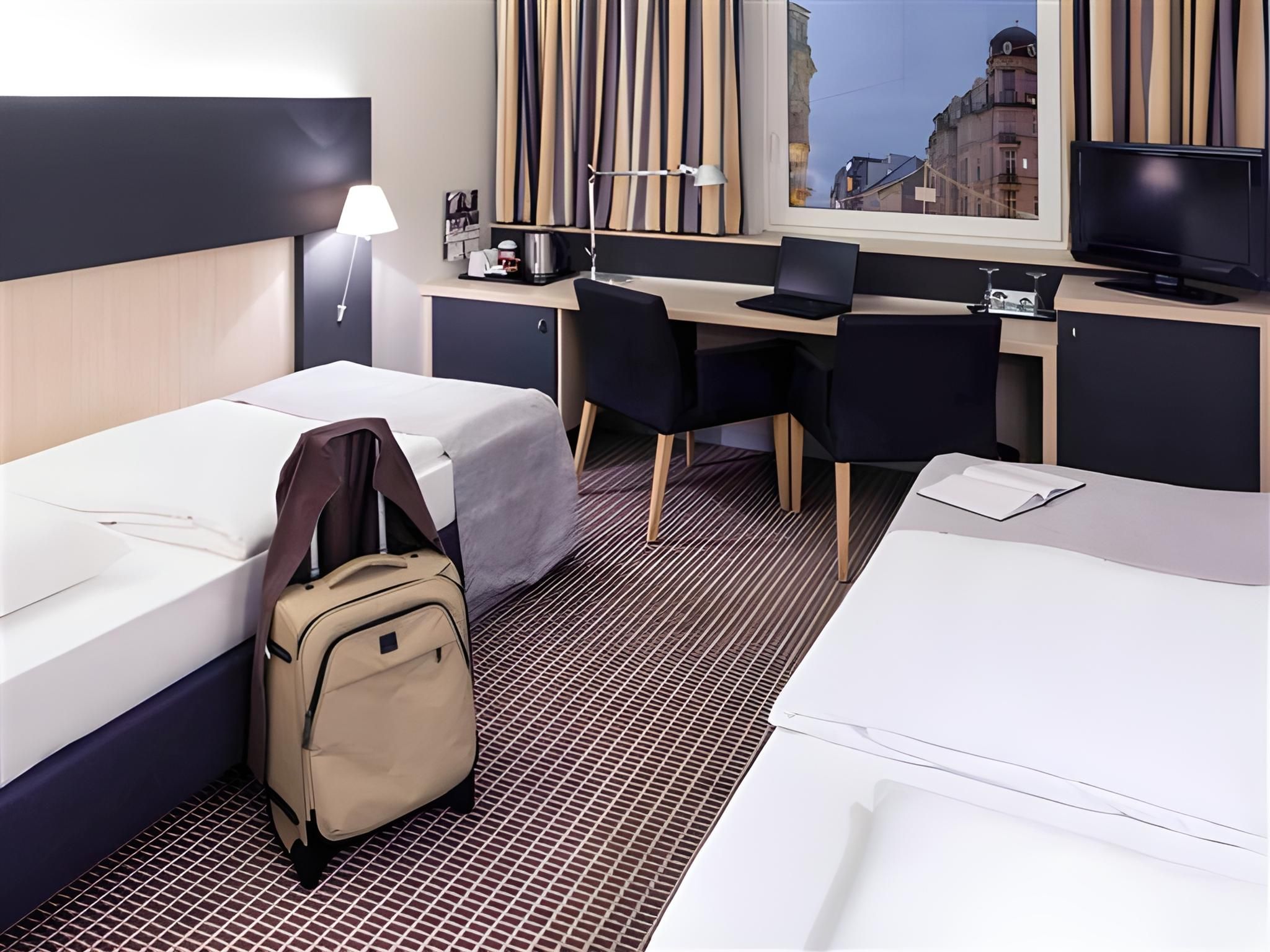 undefined Mercure Hotel Berlin City 8