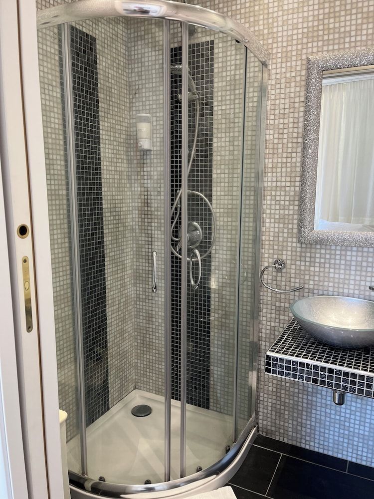 B&B Euthalia Basic Double Room 8