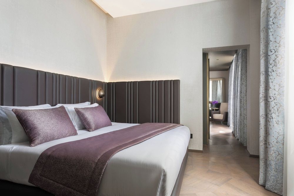 undefined The Pantheon Iconic Rome Hotel, Autograph Collection
