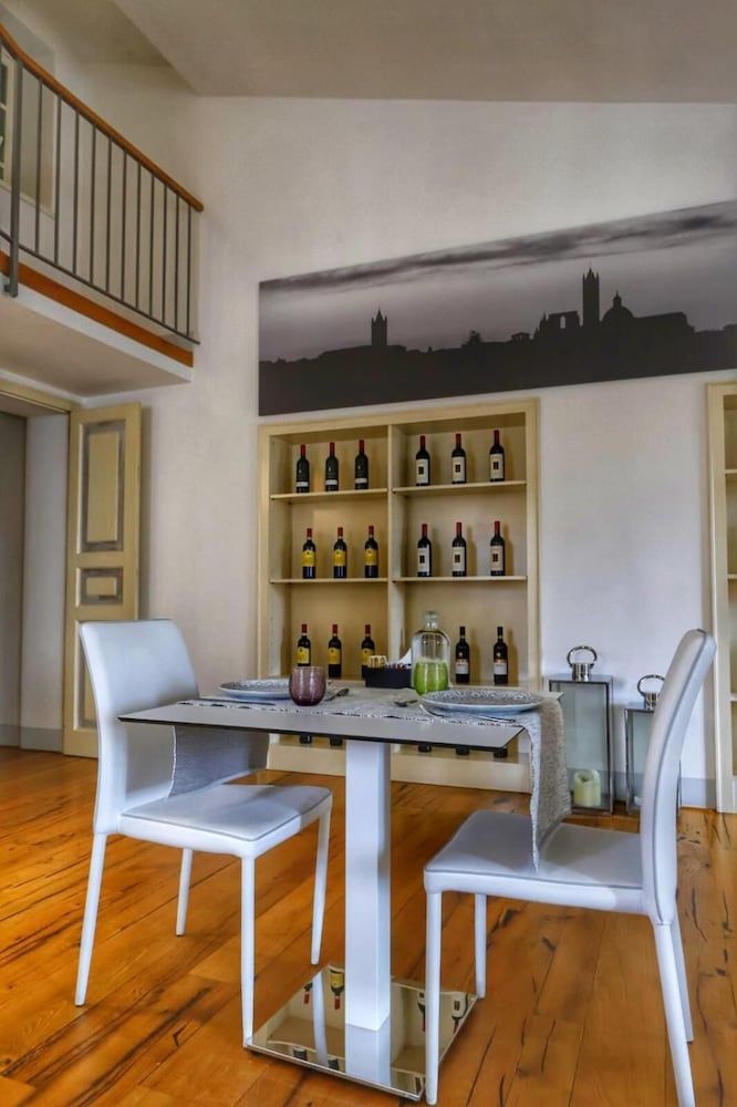 undefined B&B Le Logge Luxury Rooms 4