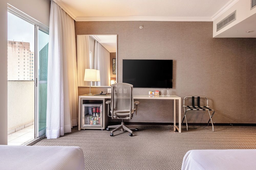 Blue Tree Premium Verbo Divino Deluxe Double Room, 2 Twin Beds, Balcony 12