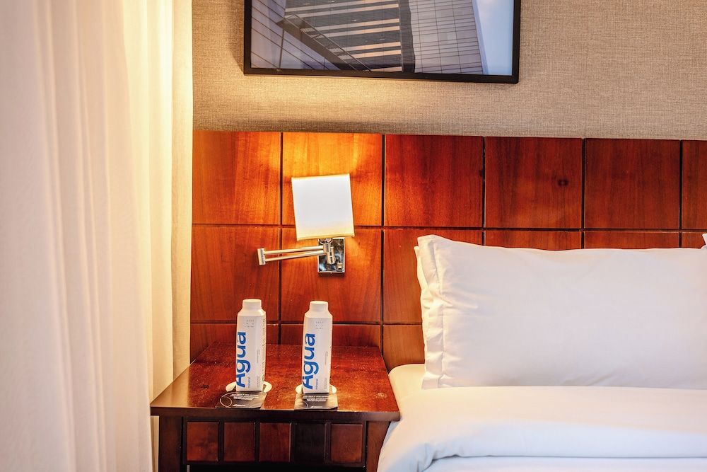 Junior Suite, 1 King Bed