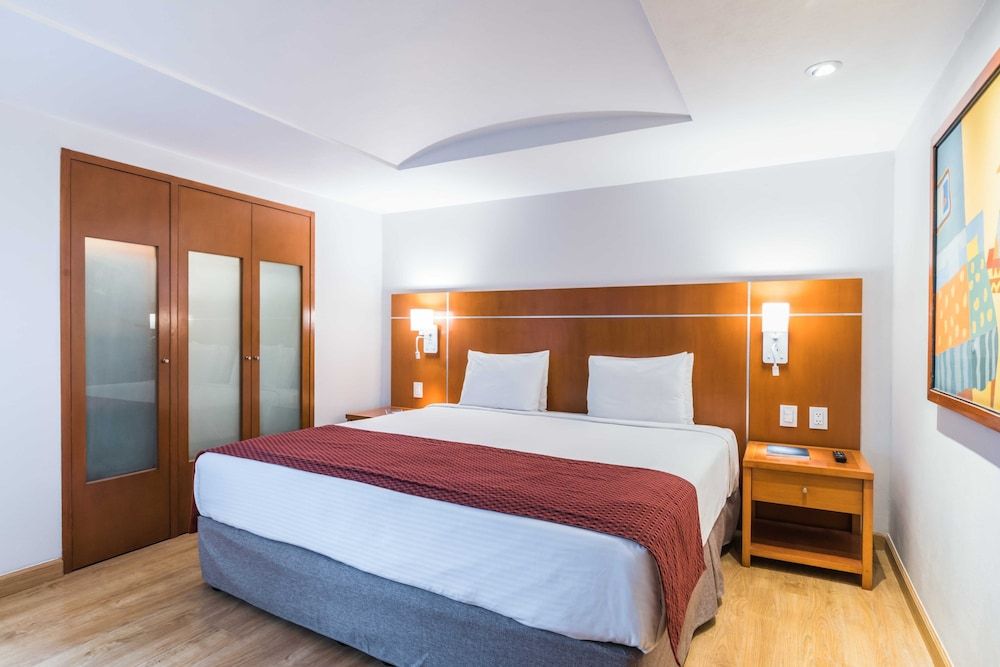 undefined Eurostars Zona Rosa Suites