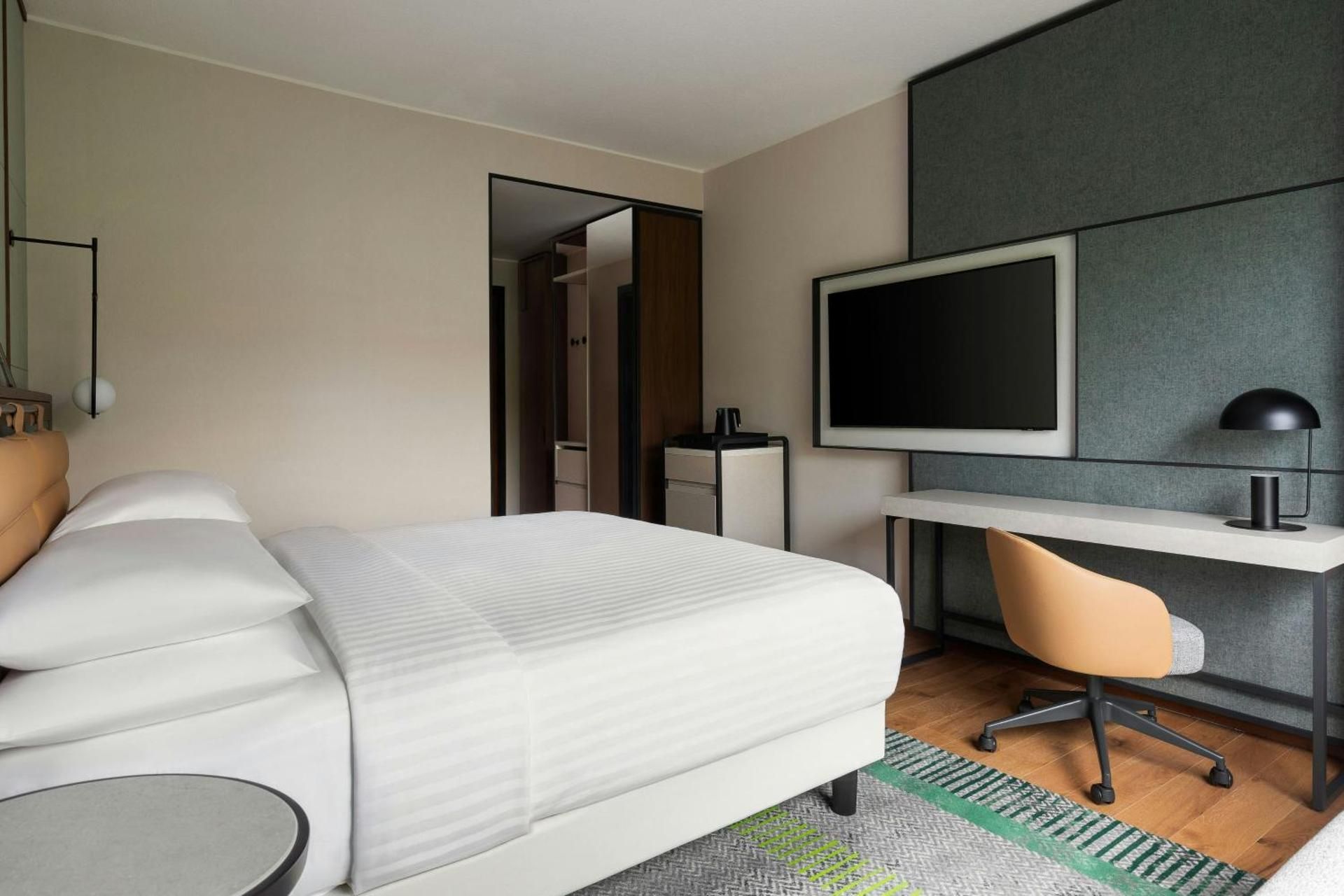 undefined Milan Marriott Hotel 3