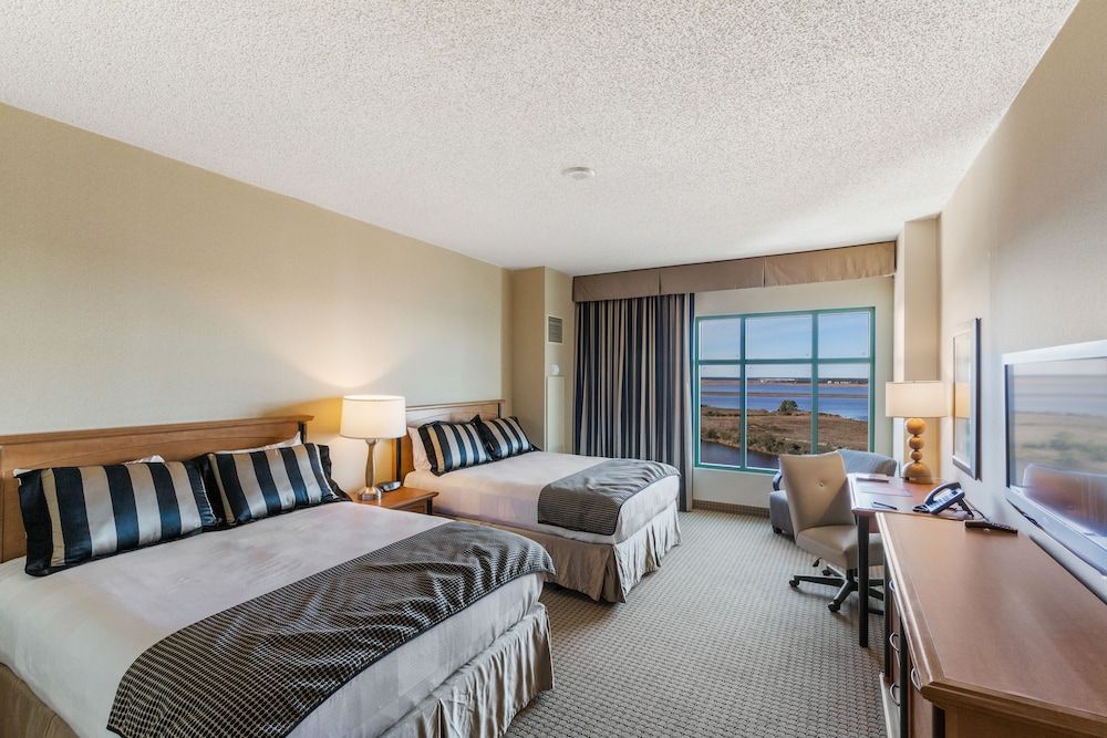 Hollywood Casino Gulf Coast Deluxe Room, 2 Queen Beds, Smoking 2