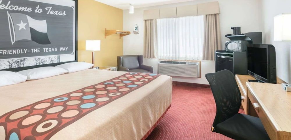Standard Room, 1 Queen Bed, Non Smoking
