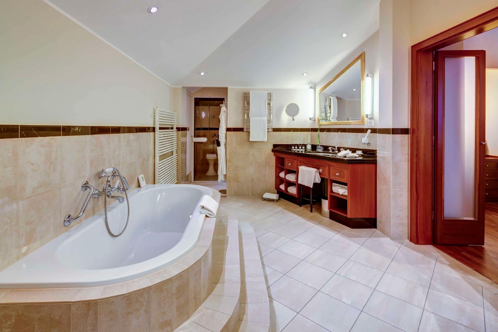 Presidential Suite