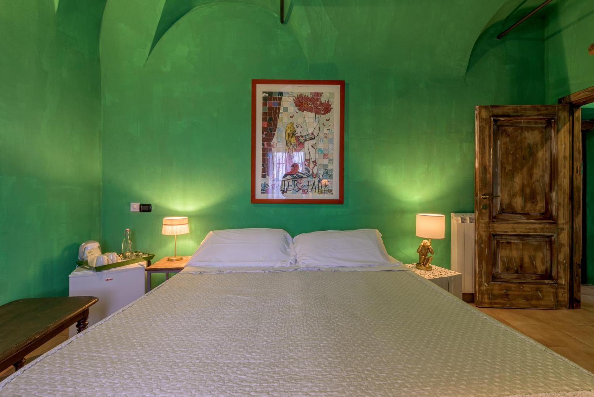 Deluxe Double Room with Balcony and Sea View