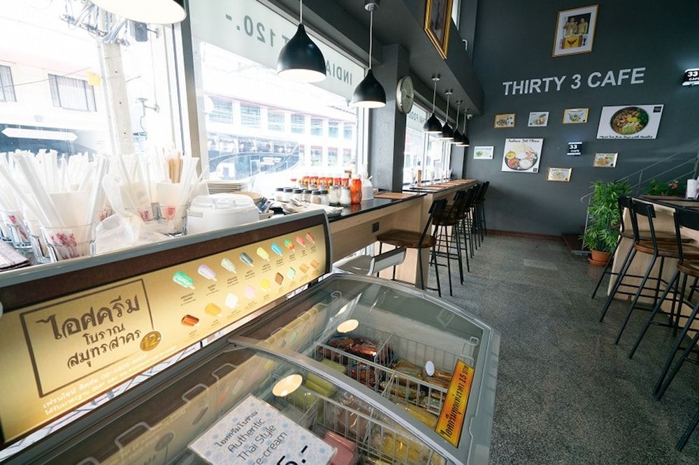 undefined The Ecotel Bangkok 8