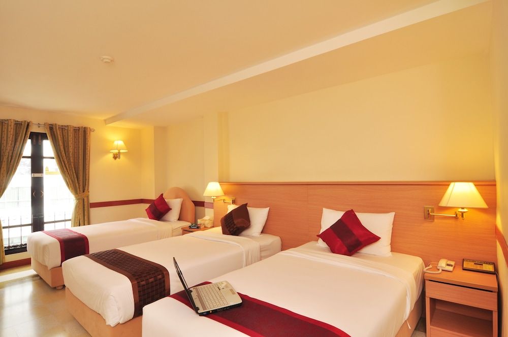 undefined The Ecotel Bangkok 3