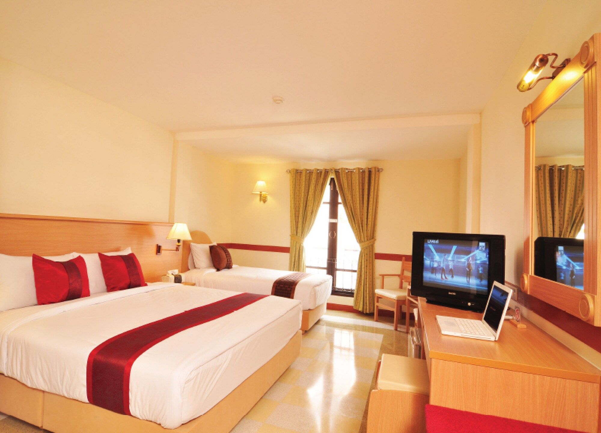 undefined The Ecotel Bangkok 5