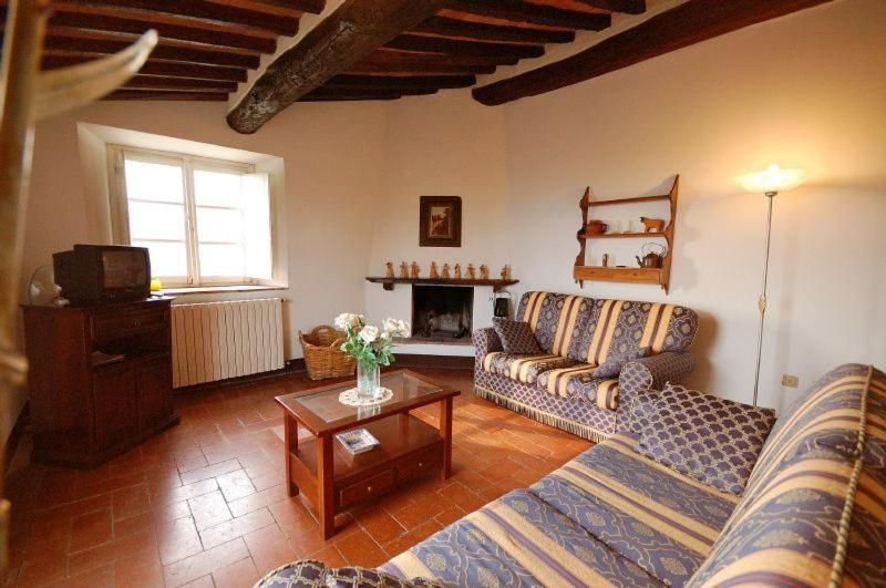 Two-Bedroom Apartment - Split Level