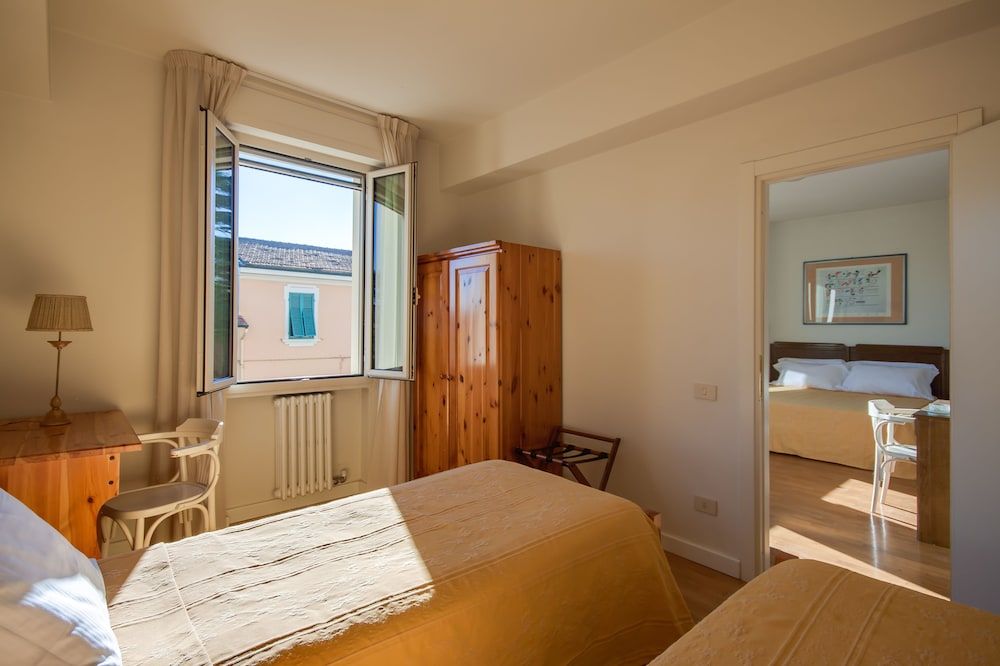 Hotel La Pace Family Room