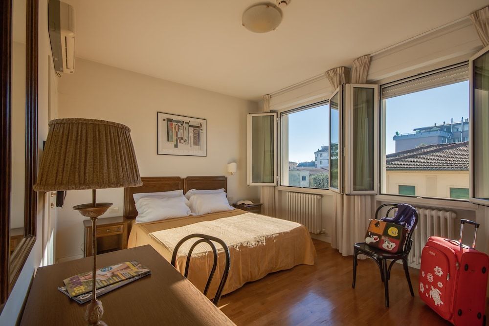 Hotel La Pace Standard Twin Room, 1 Double or 2 Twin Beds 3